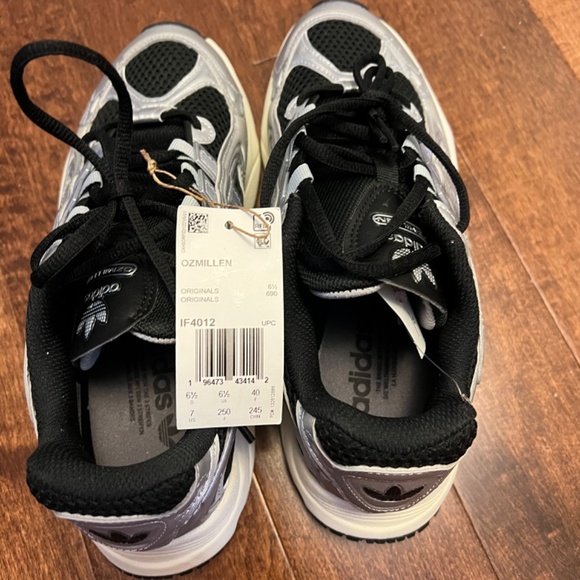 Adidas men’s Ozmillen sneakers - Picture 7 of 9